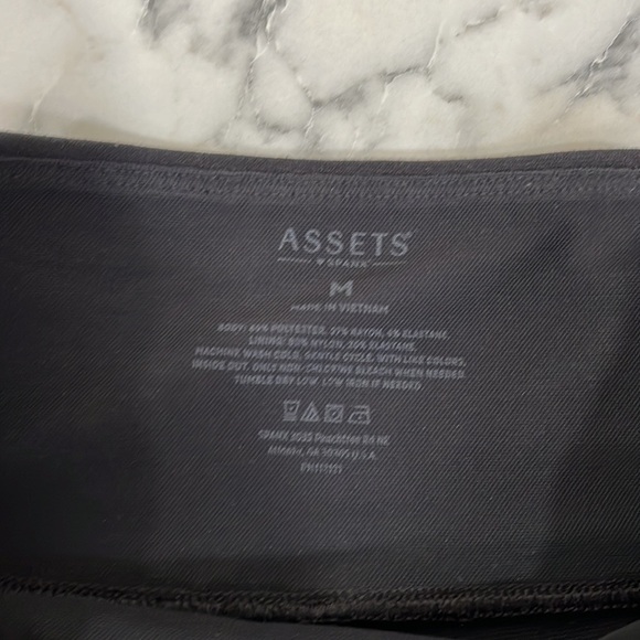 Assets by Spanx black high waisted full length leggings - Picture 9 of 11